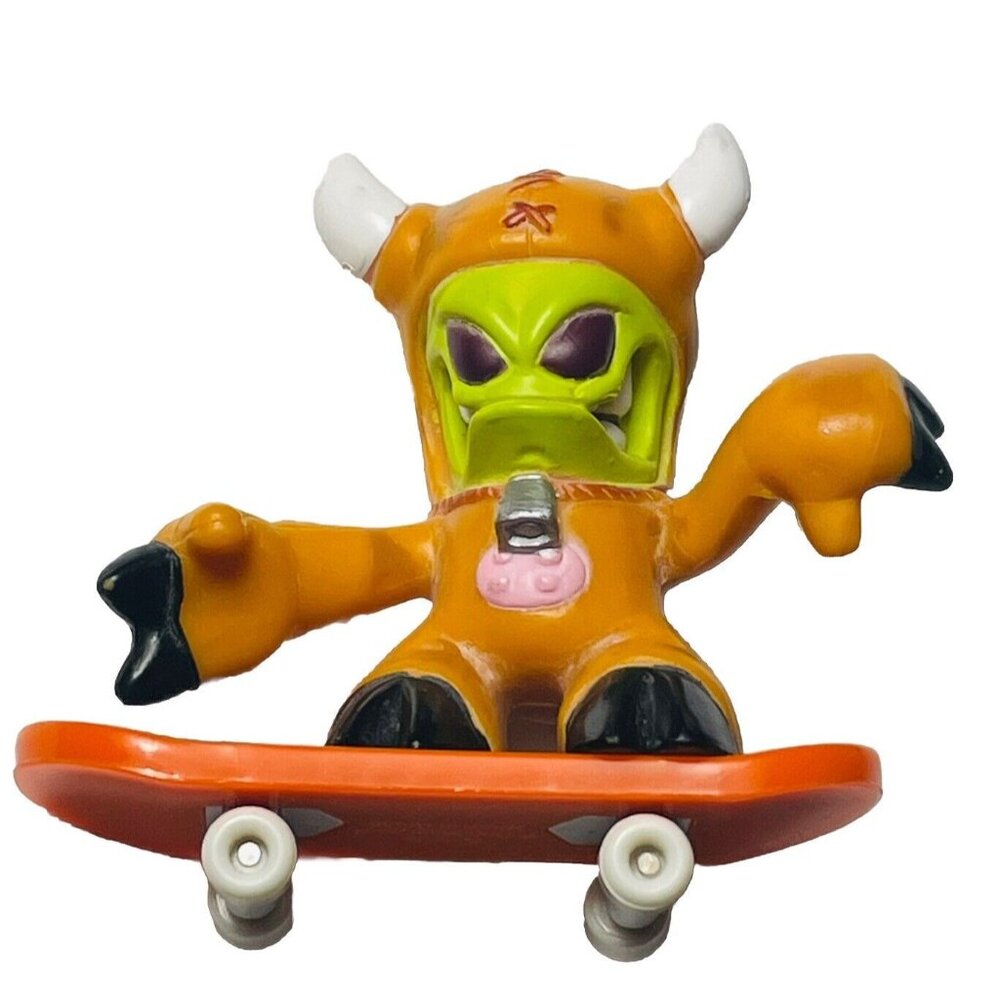 Brown Rozz Cow Tech Deck Dude Street Crew With Orange Finger Tech Decks
